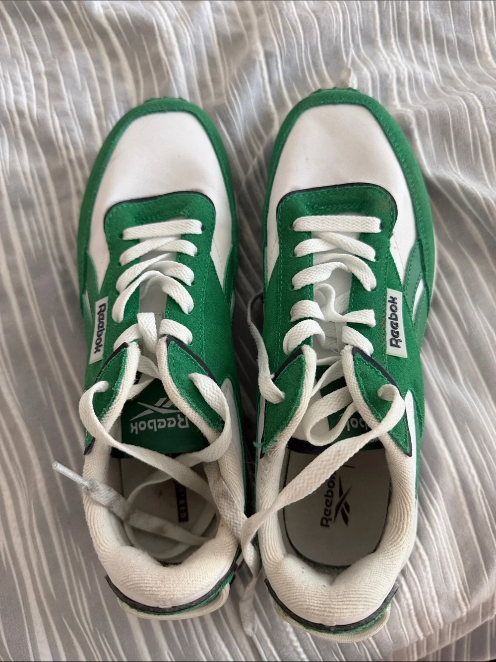 Reebok low profile